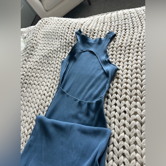 Reformation Candice BodyCon Cutout Midi Dress | Morning Glory Blue | Size L - Picture 8 of 10